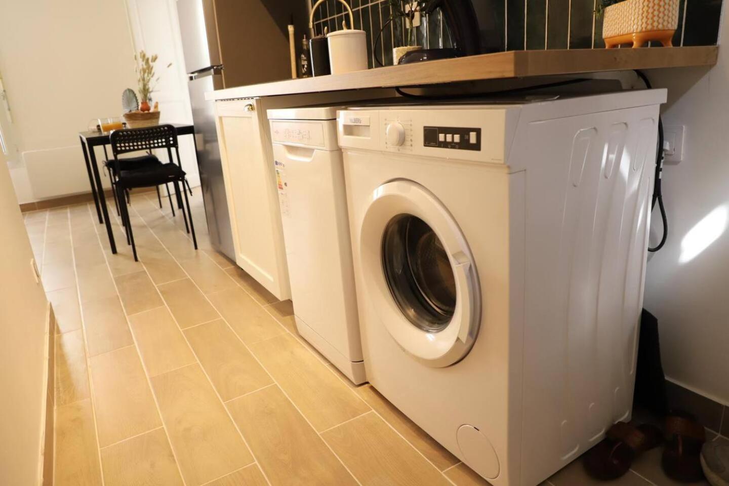 Le Raincy Appartement 2 Pieces Au Raincy Proche De Paris מראה חיצוני תמונה